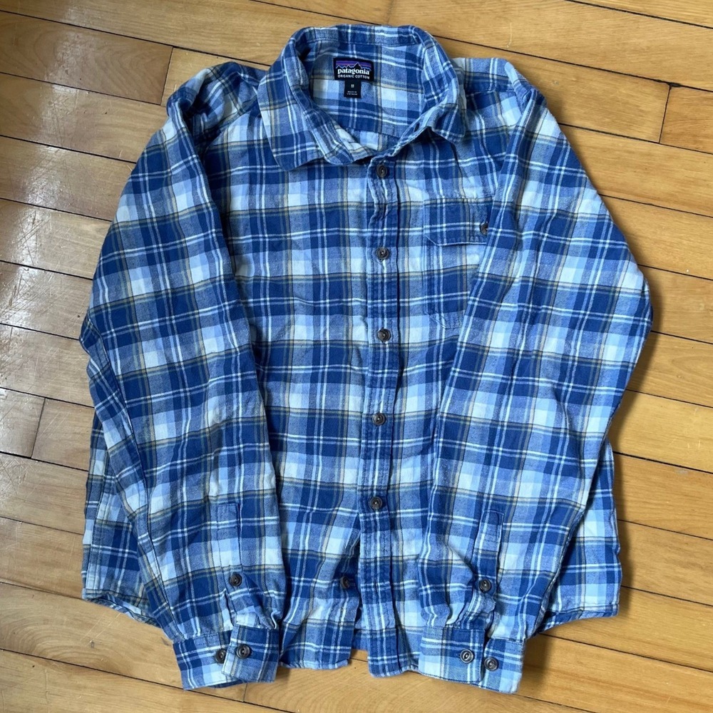 Patagonia Mens Organic Cotton Plaid Flannel Shirt Blue White Size M Long Sleeve